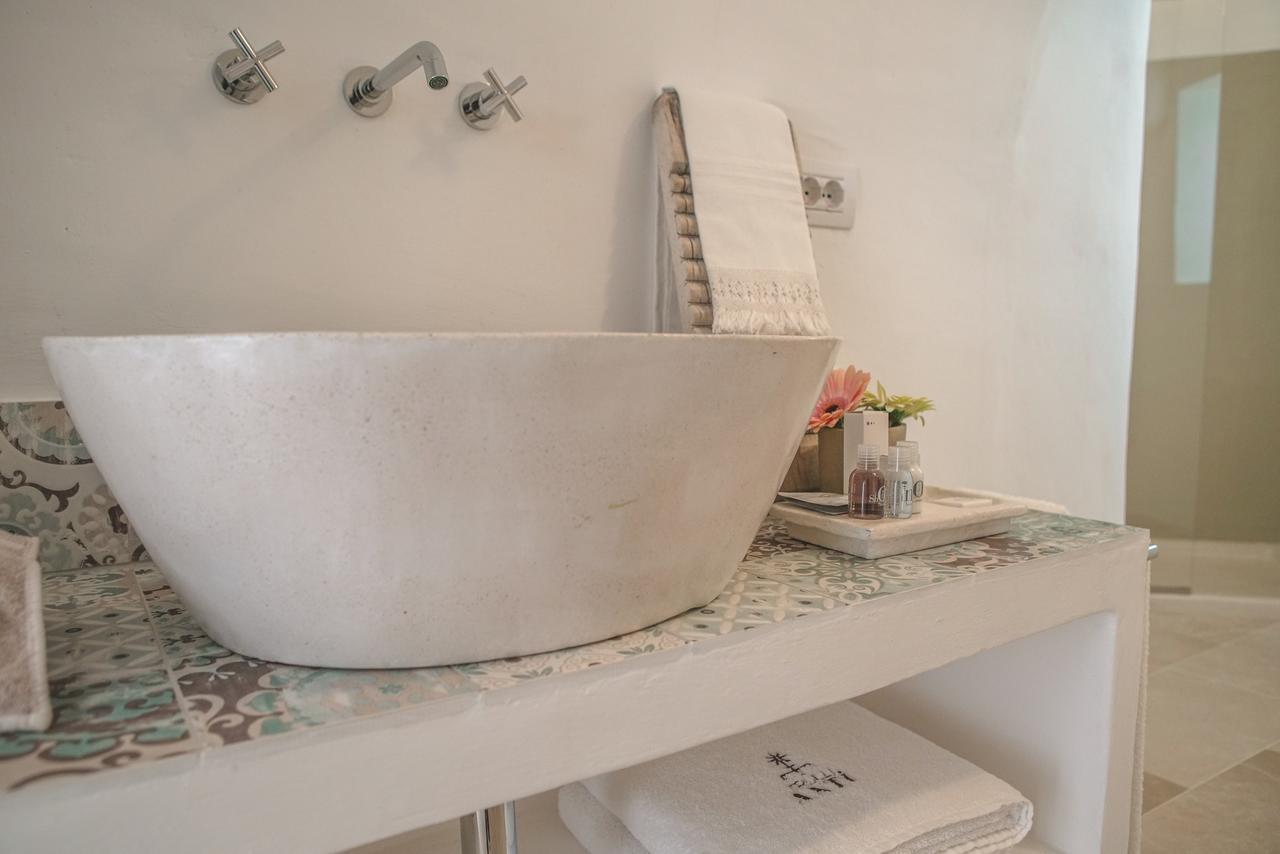 Trullo Essenza-Trulli Anti Charme & Relax Bed & Breakfast Alberobello Dış mekan fotoğraf